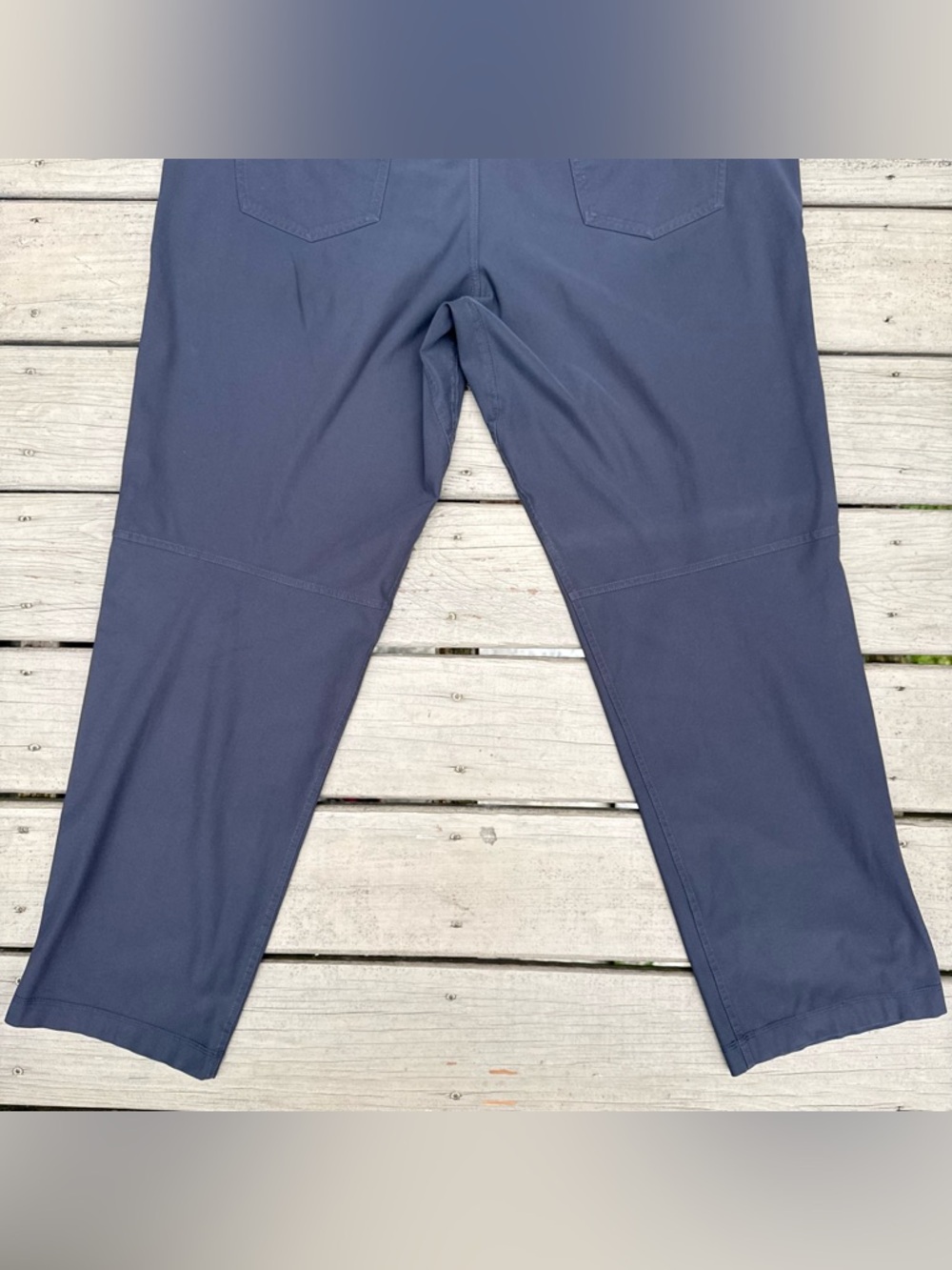 Lululemon ABC Pant Classic în Obsidian size 40 - Picture 9 of 16